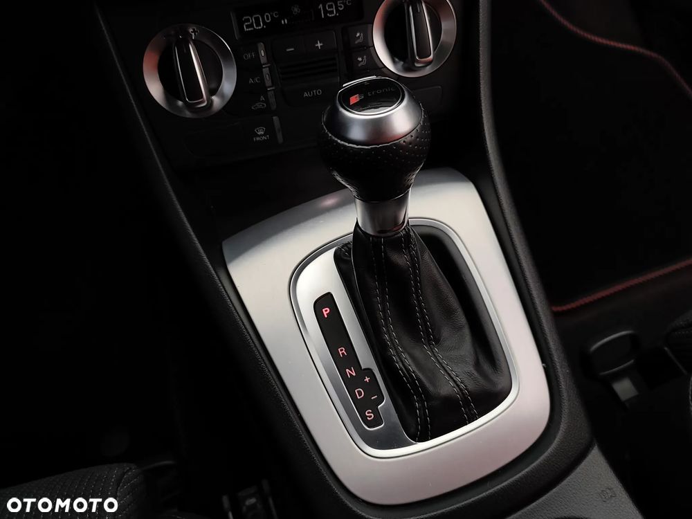 Audi Q3 2.0 TDI Quattro S tronic - 37