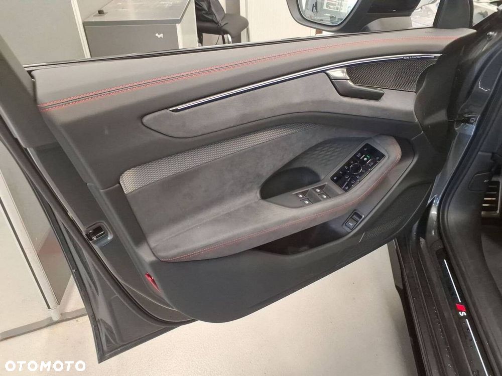 Audi A6 Avant 2026 photo 5