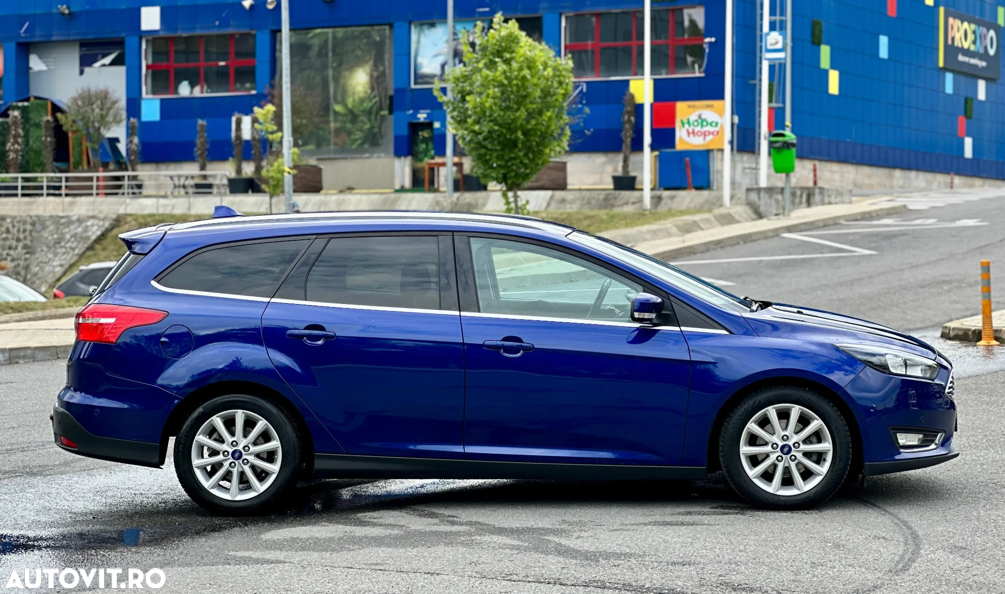 Ford Focus 1.5 EcoBlue Start-Stopp-System TITANIUM - 11