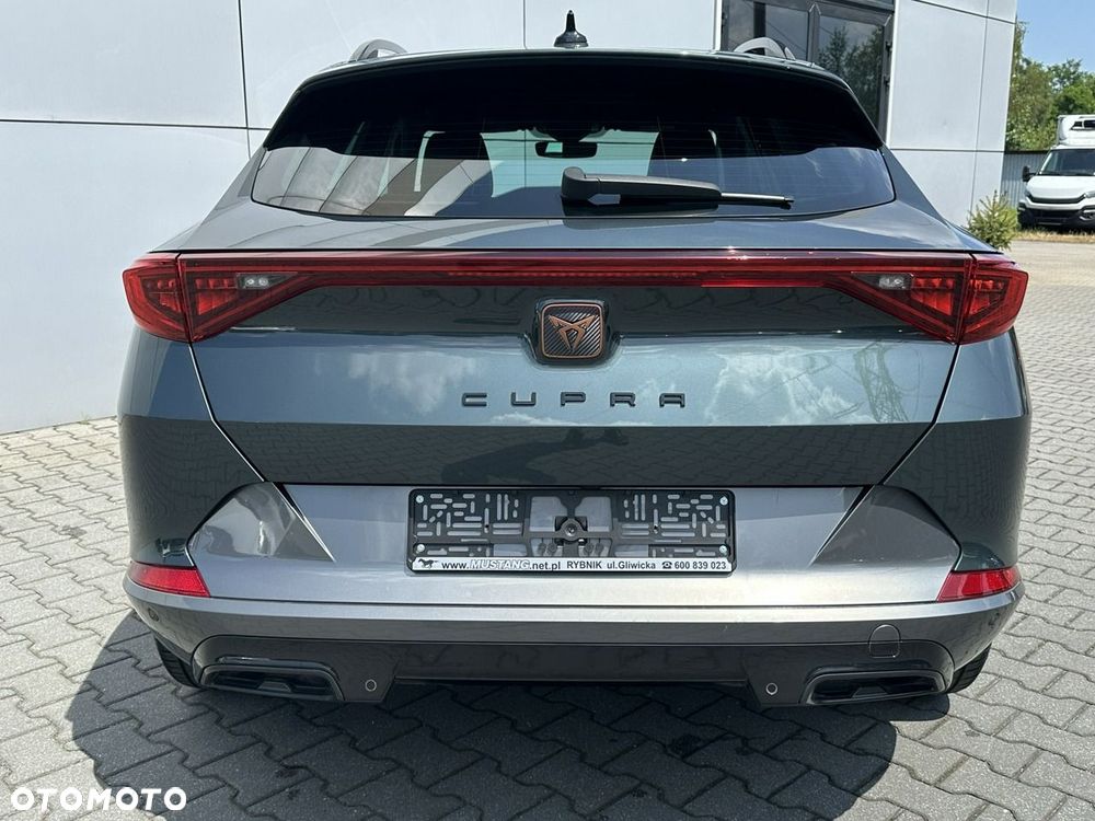 Cupra Formentor 1.4 e-Hybrid DSG - 12