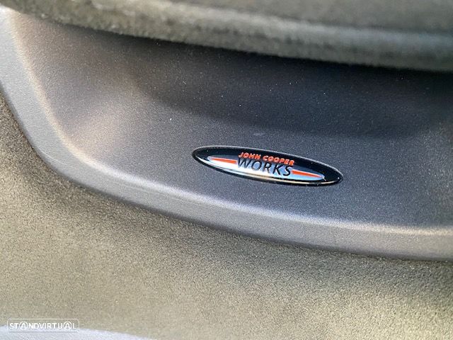 MINI Cabrio Cooper Resolute Edition - 4