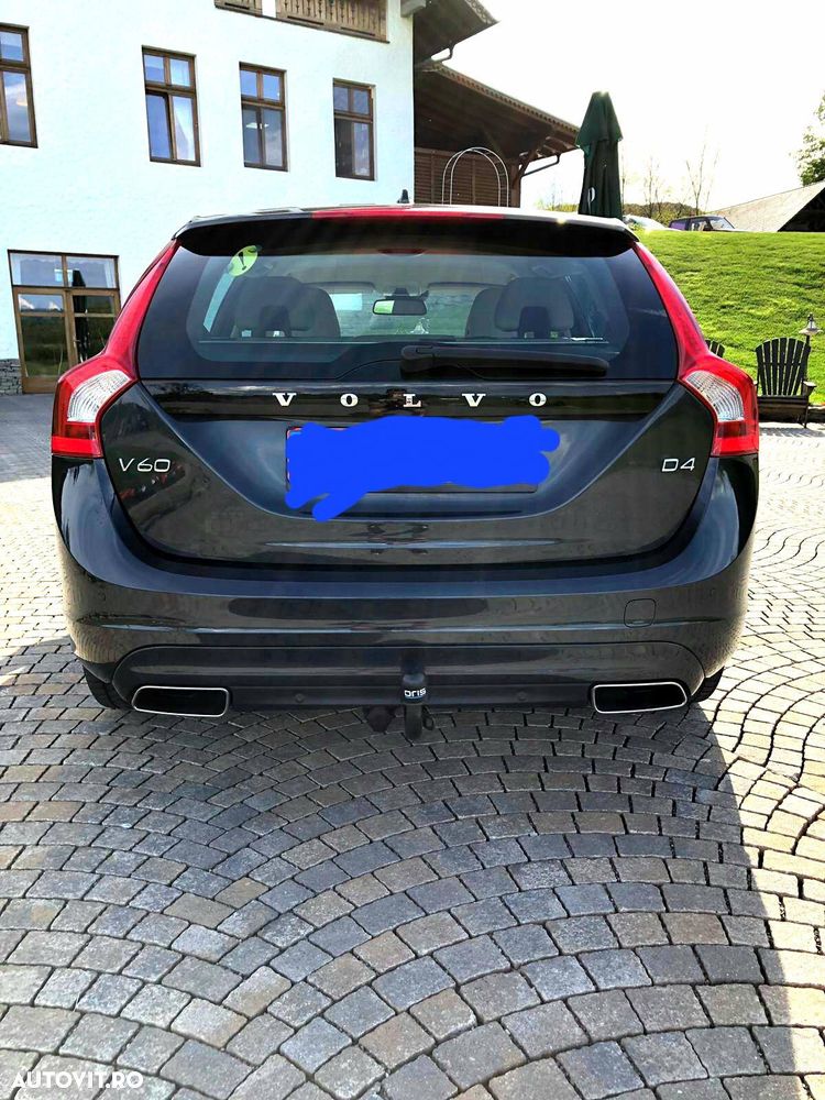 Volvo V60 D4 Summum - 3