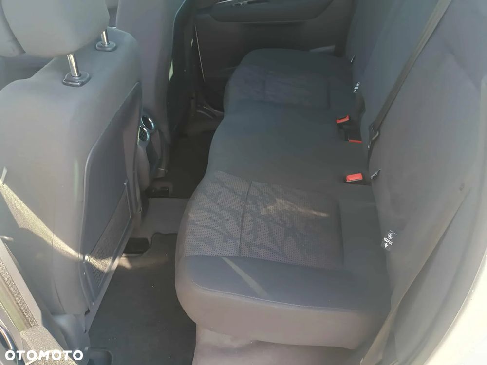 Peugeot 3008 1.6 HDi Premium - 6