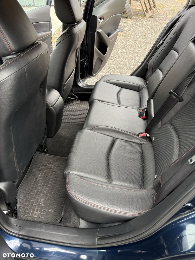 Mazda 3 - 5