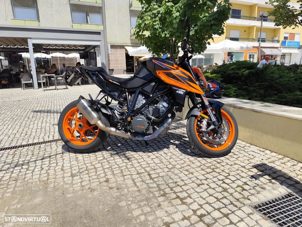 KTM Superduke - 1