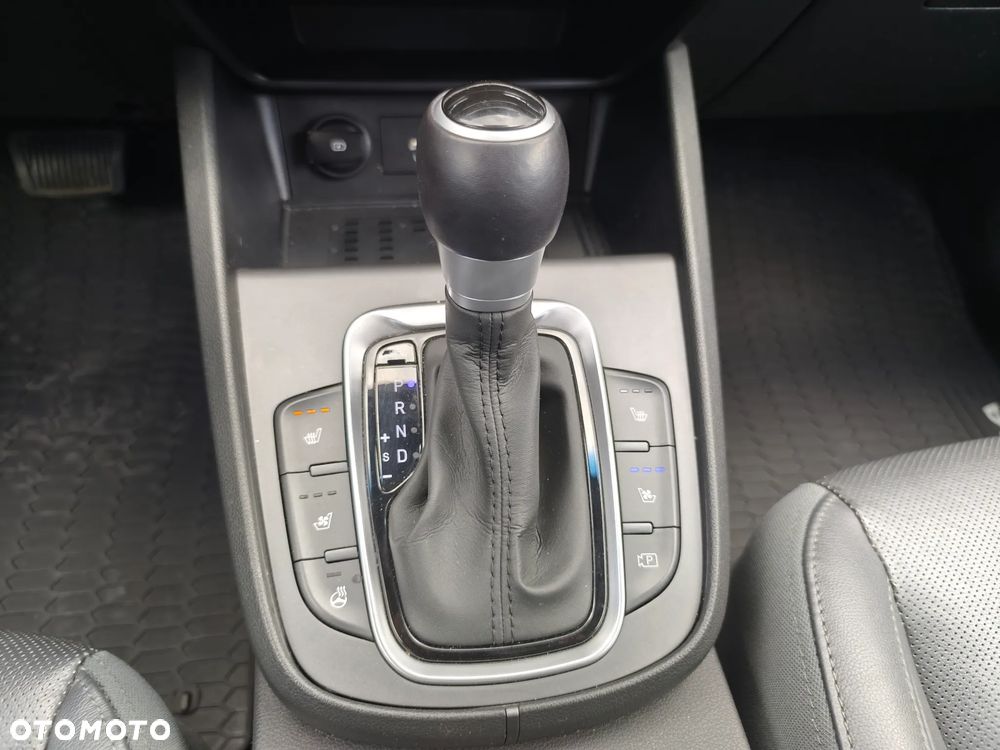 Hyundai Kona 1.6 GDI Hybrid Executive DCT - 25