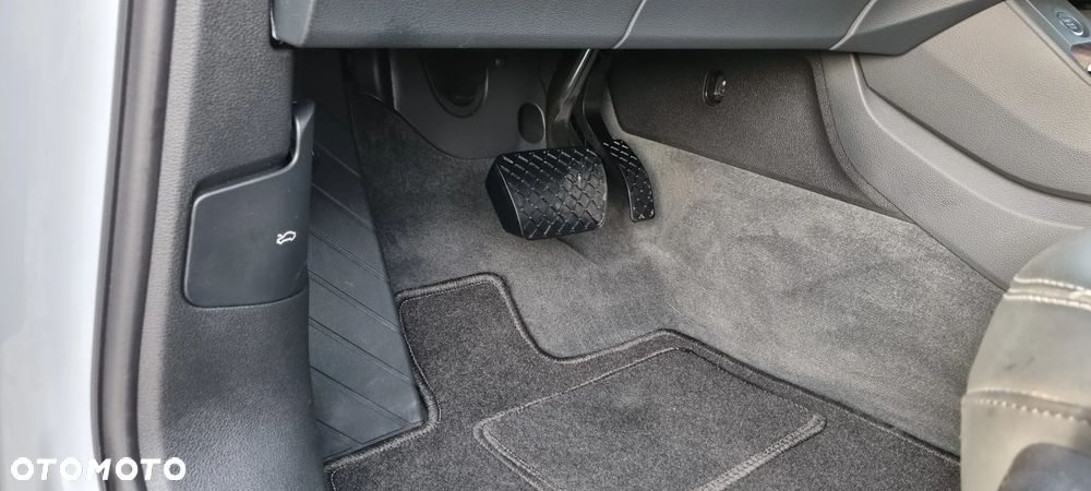 Audi Q5 40 TFSI quattro S tronic advanced - 16