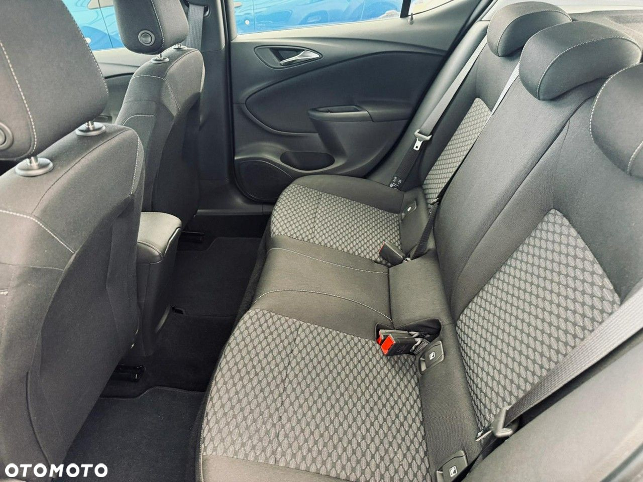 Opel Astra - 35