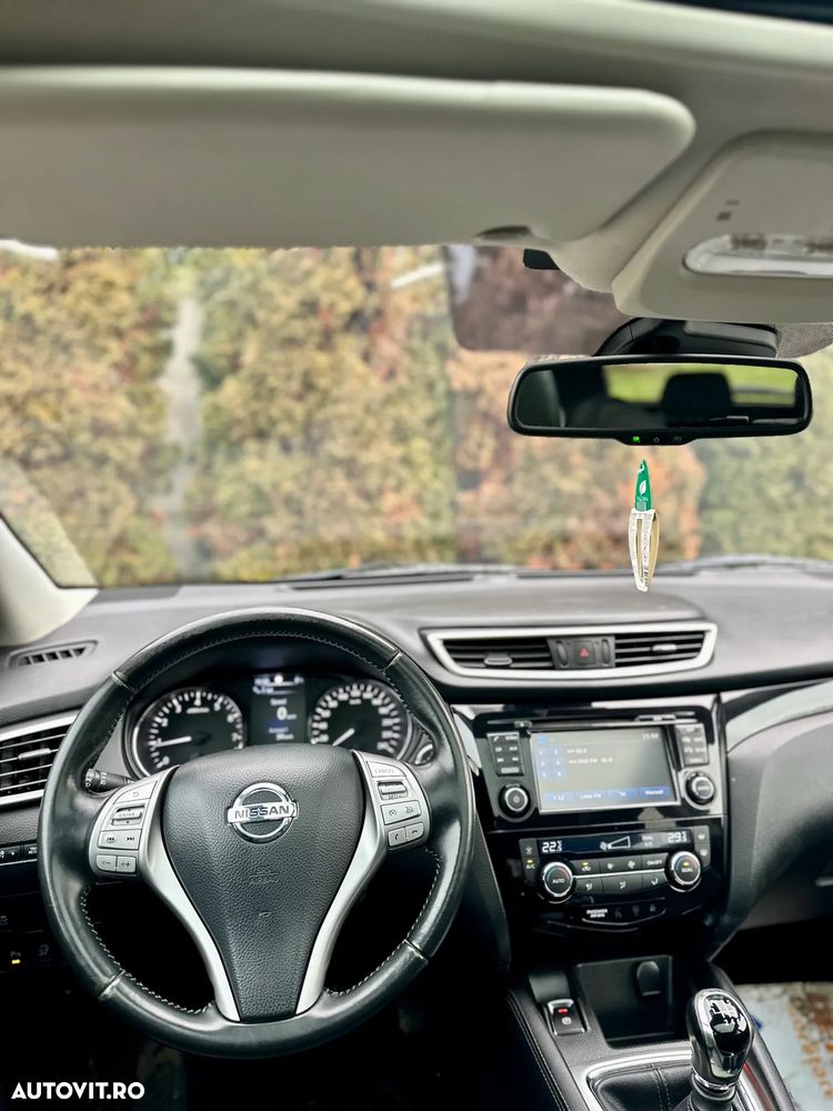 Nissan Qashqai - 12