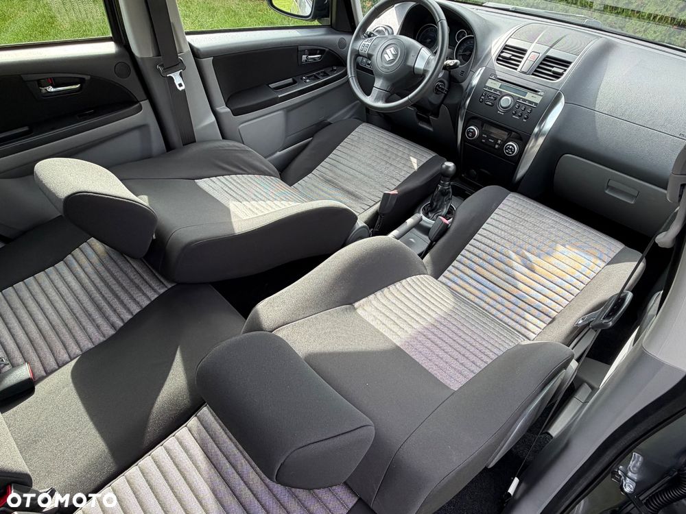 Suzuki SX4 - 22