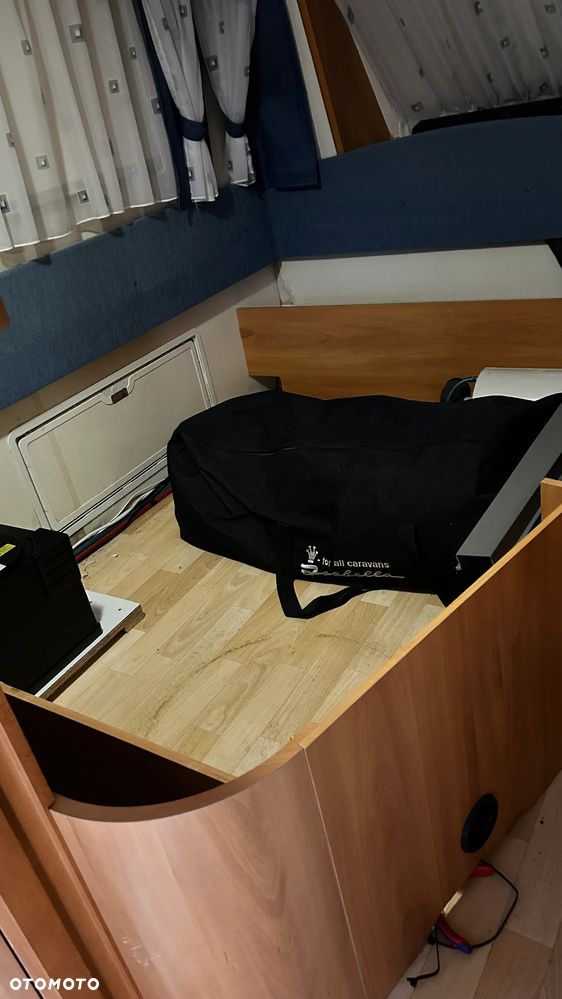 Hobby De Lux 460 - 11