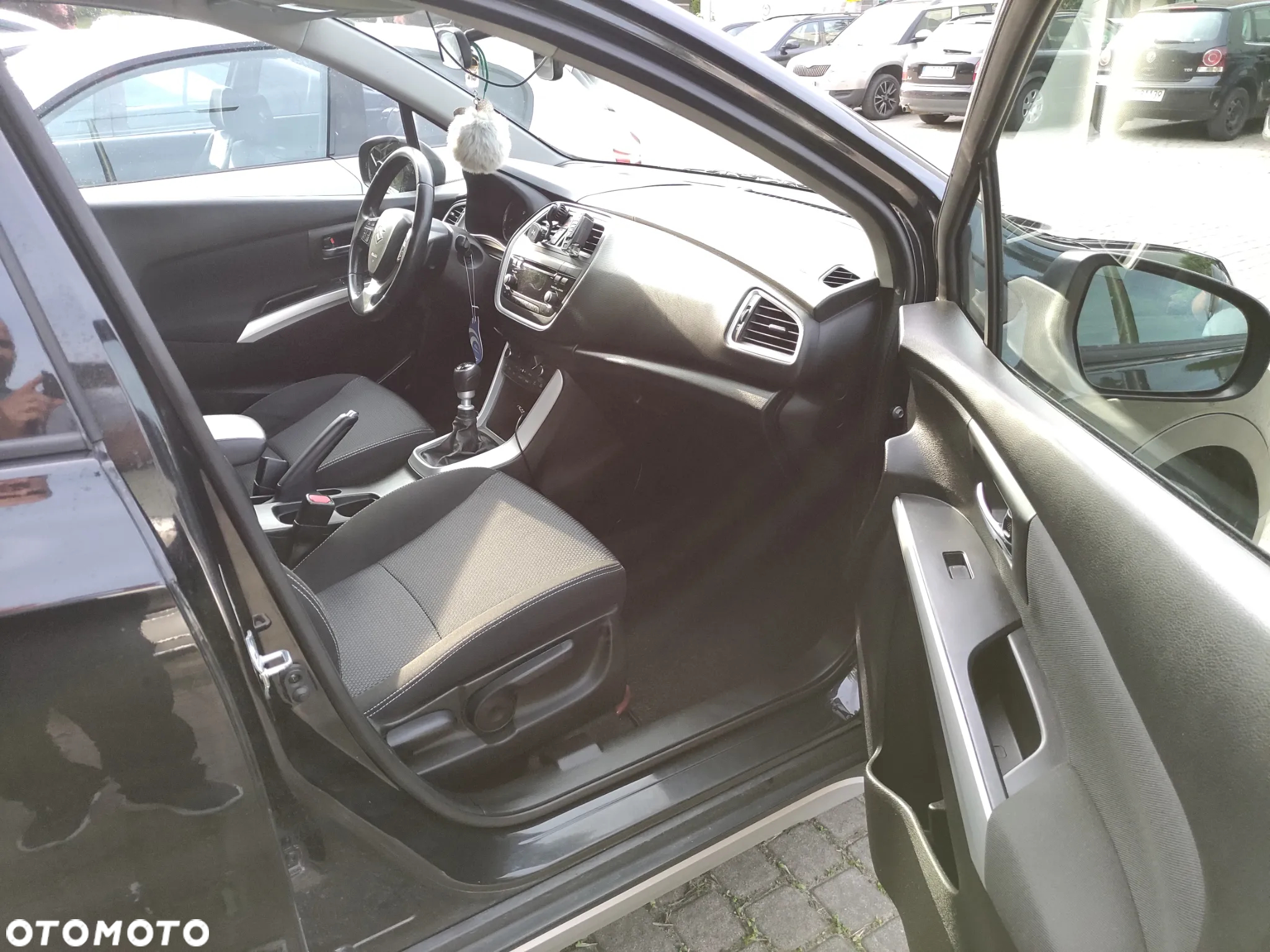 Suzuki SX4 S-Cross 1.6 DDiS 4x2 Comfort - 4