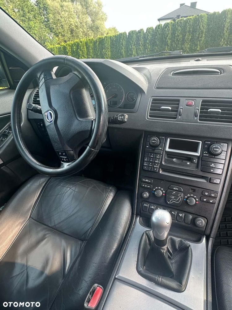 Volvo XC 90 2.5T - 9