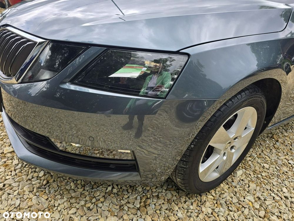 Skoda Octavia 1.5 TSI Business - 34