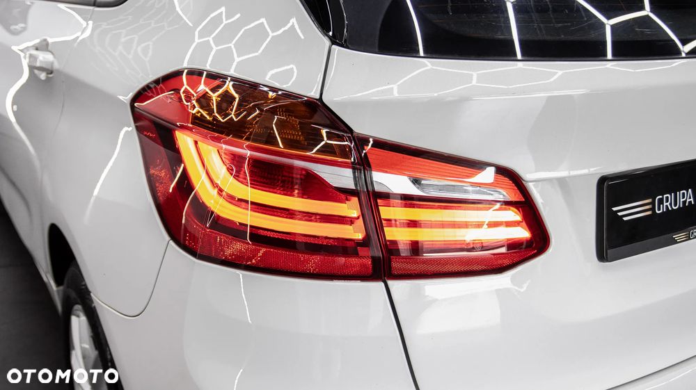 BMW Seria 2 218d Advantage - 11