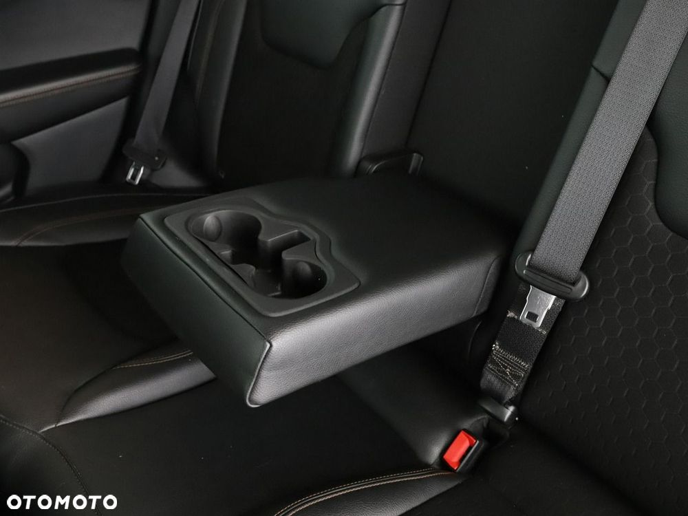 Jeep Compass 1.3 T-GDI I4 Automatik Limited - 39