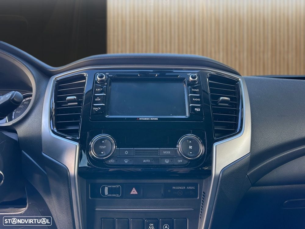 Mitsubishi L200 2.3 DI-D Strakar CD 1st Edition 4WD - 13