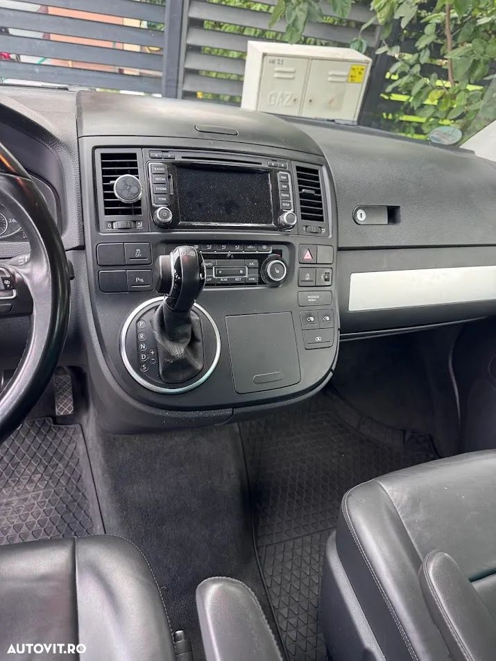 Volkswagen Multivan - 3