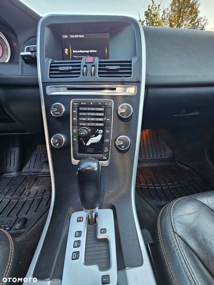 Volvo XC 60 - 26