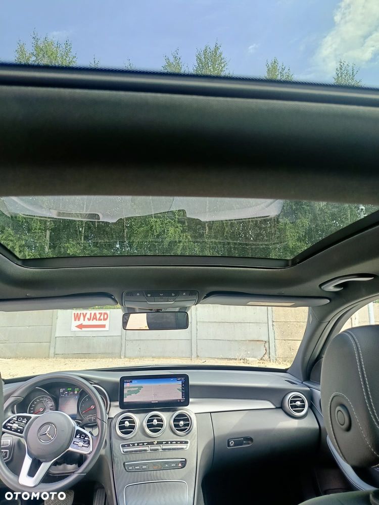 Mercedes-Benz Klasa C 300 de 9G-TRONIC - 12