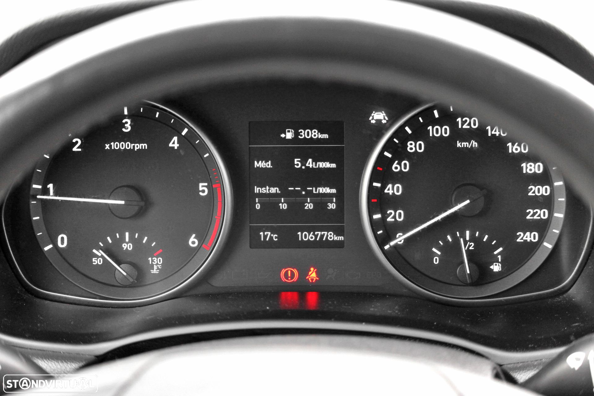 Hyundai i30 1.6 CRDI STyle Plus - 16