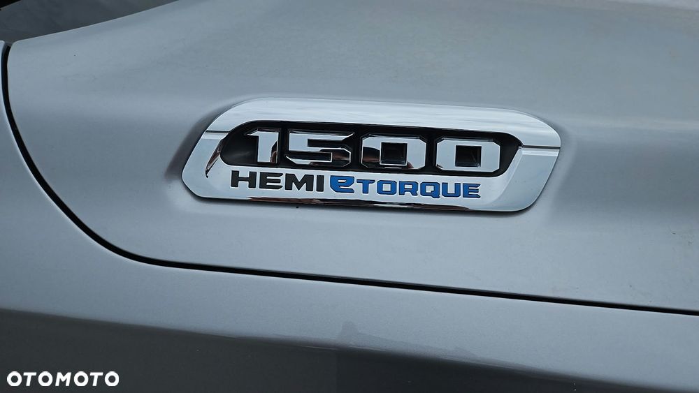RAM 1500 Crew Cab Shortbed Laramie - 19