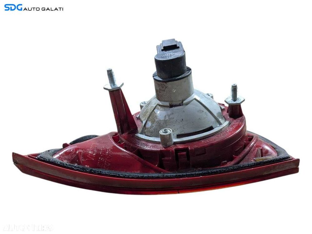 Stop Lampa Tripla Dreapta Haion Capota Portbagaj Volkswagen Golf 5 Hatchback 2004 - 2008 Cod 1K6945094J [L8453] - 5