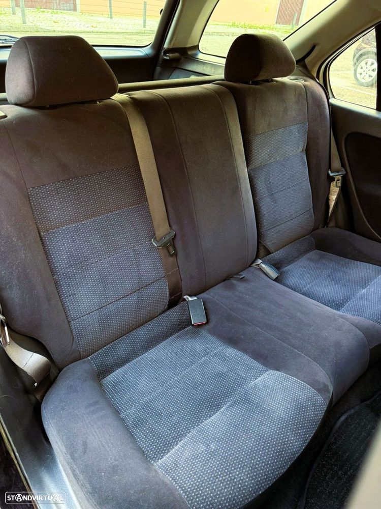 Honda Civic Aerodeck 1.4i S - 13