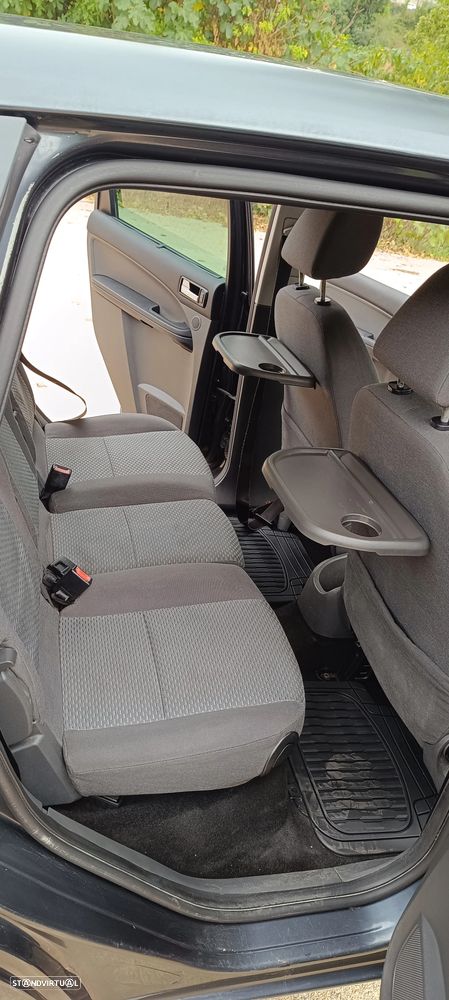 Ford Focus C-Max - 13