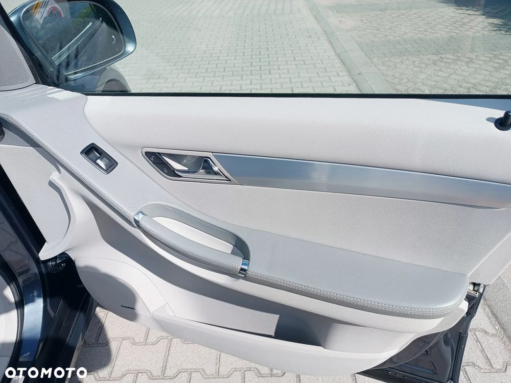 Mercedes-Benz Klasa R 300 CDI L 7G-TRONIC DPF Grand Edition - 15
