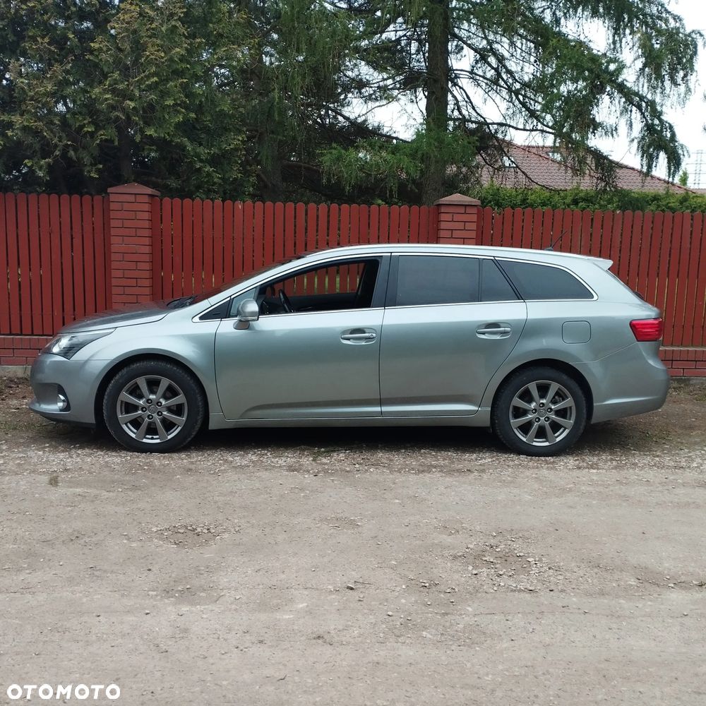 Toyota Avensis 2.0 D-4D Edition - 7