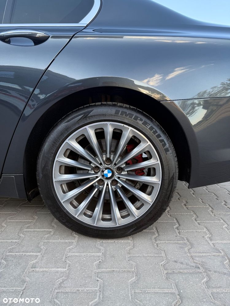 BMW Seria 7 740d xDrive - 10