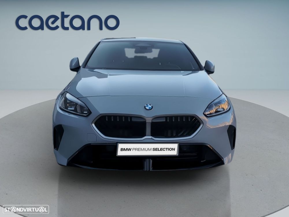 BMW 220 Pack Desportivo M — fotografia 2