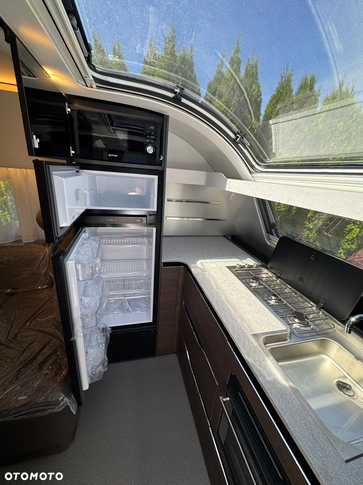 Adria ALPINA 663 HT - 14