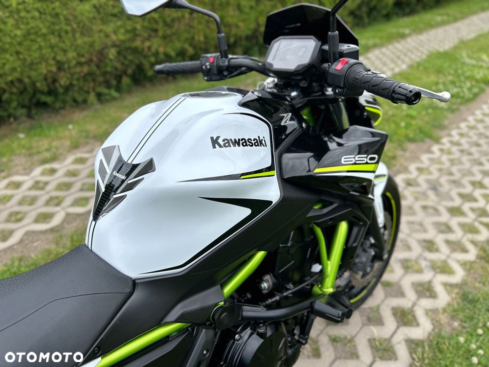 Kawasaki Z 650 - 15