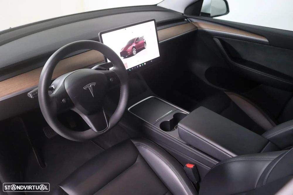 Tesla Model Y Long Range Dual Motor AWD - 10