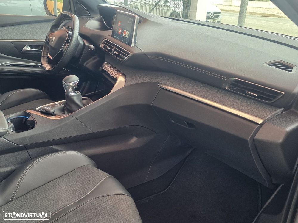Peugeot 5008 1.2 PureTech GT Line - 14