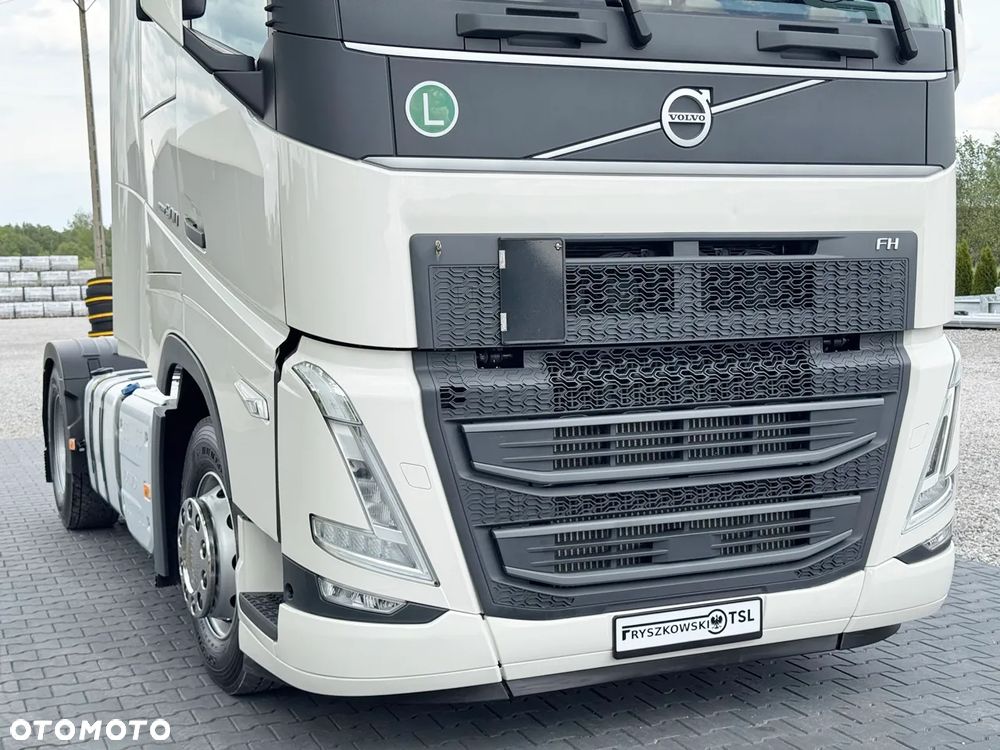 Volvo FH 500 XXL / EURO 6 * BEZ I-SAVE / ACC  / DWA ŁÓŻKA / KLIMA POSTOJOWA / NAVIGACJA / Z NIEMIEC - 9
