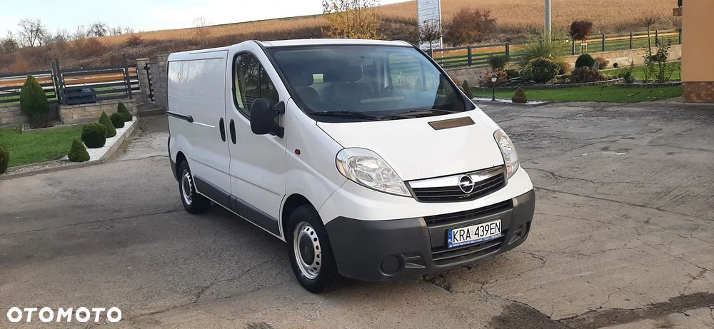 Opel Vivaro - 2