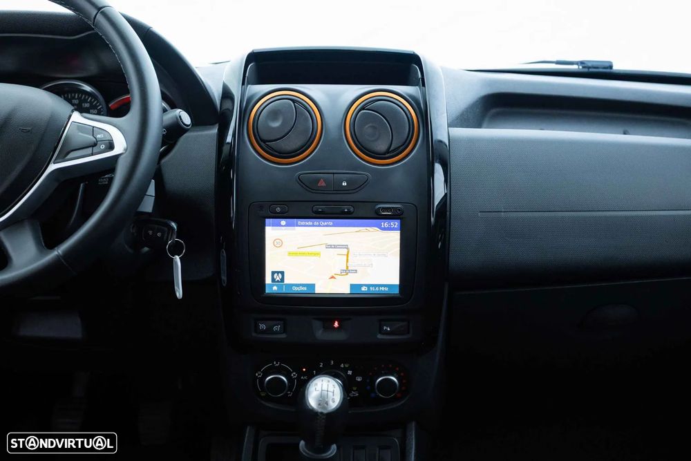 Dacia Duster 1.2 TCe SL Explorer - 35