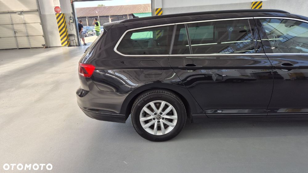 Volkswagen Passat 2.0 TDI EVO Business - 8