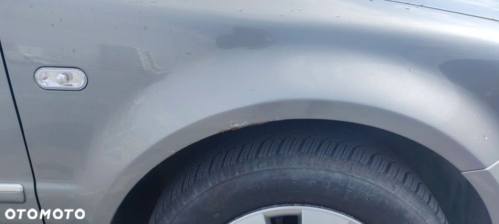 Volkswagen Passat 1.9 TDI Comfortline - 7