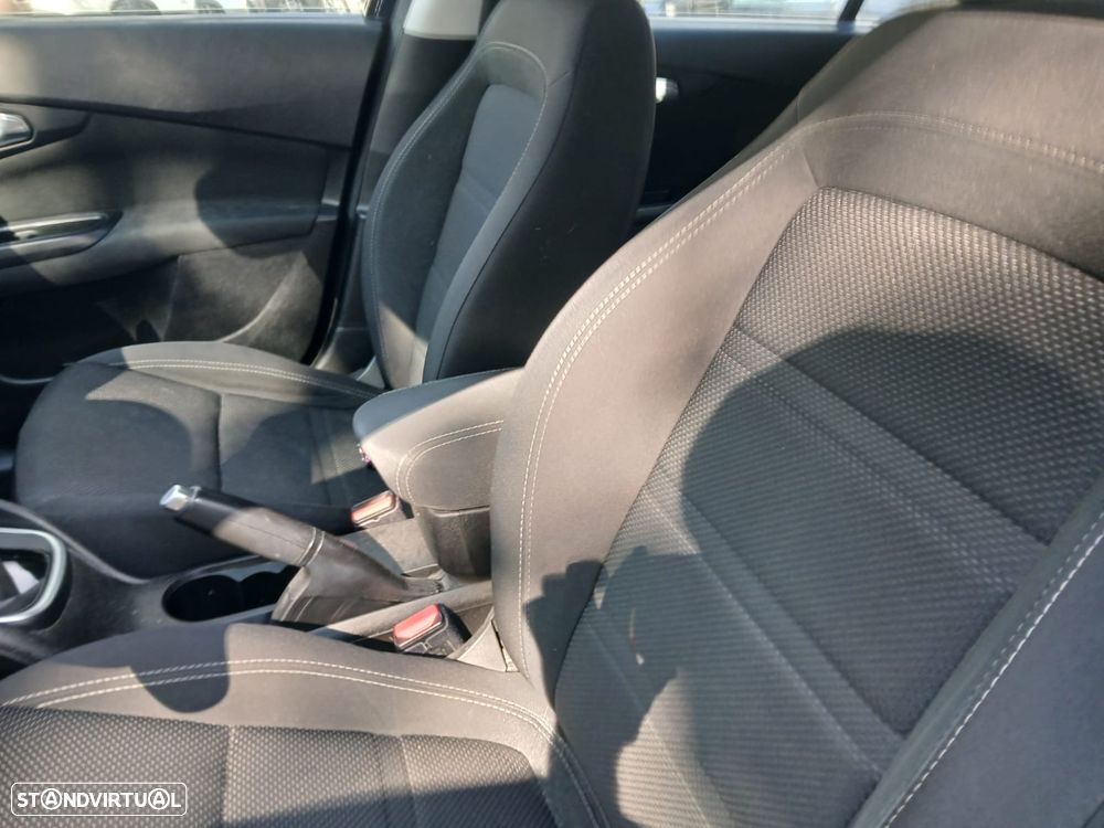 Fiat Tipo Station Wagon 1.6 M-Jet Lounge J17 - 10