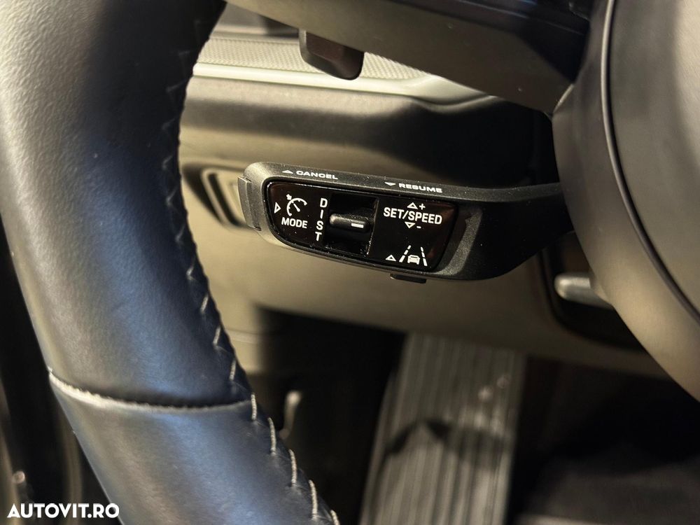 Porsche Cayenne Coupe E-Hybrid - 17