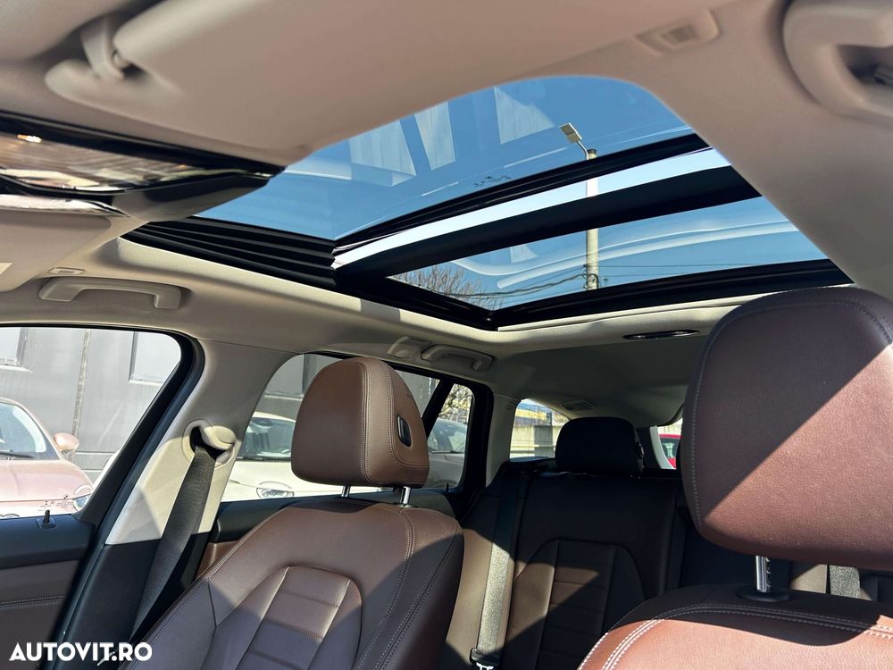 BMW Seria 3 320d xDrive AT MHEV - 12