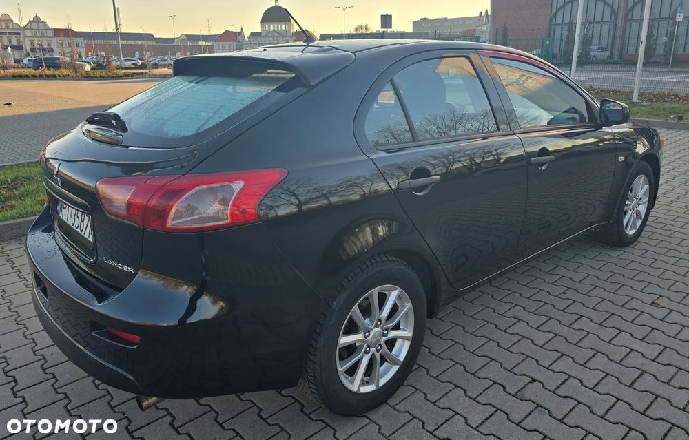 Mitsubishi Lancer 1.6 - 3