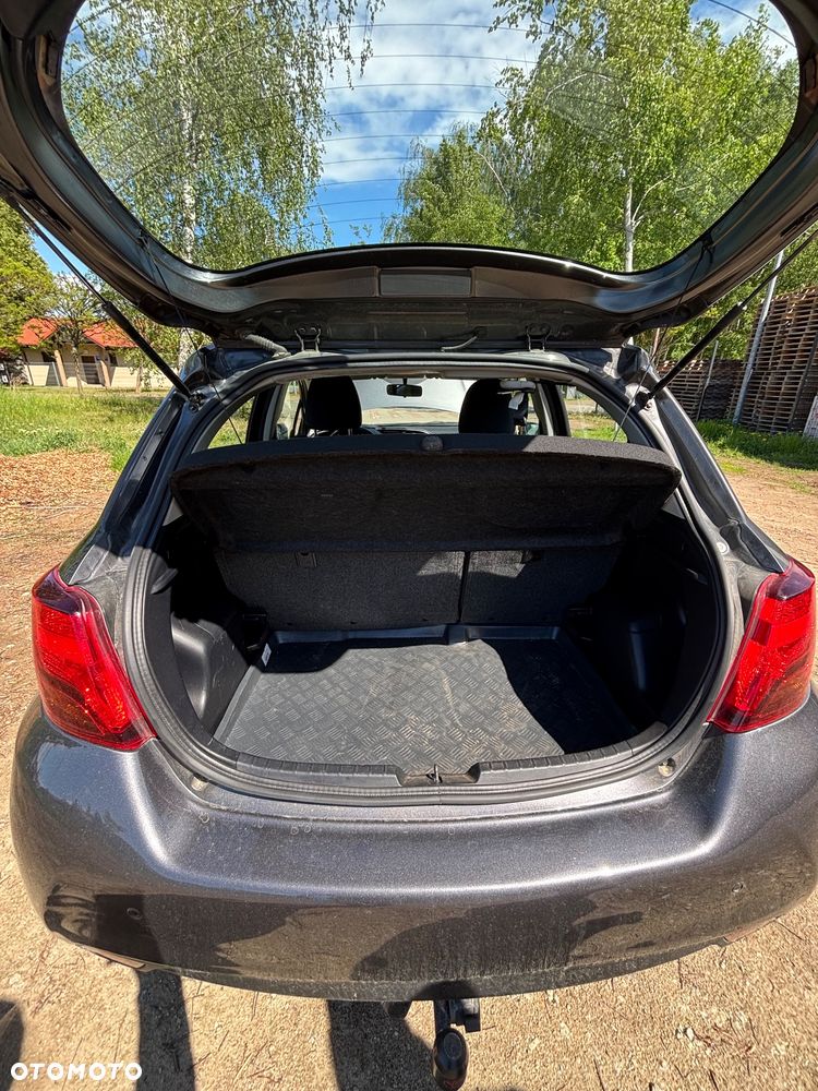 Toyota Yaris 1.4 D-4D Comfort - 10