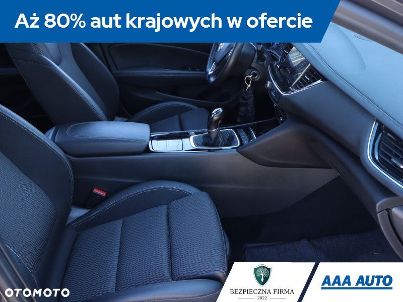 Opel Insignia - 11