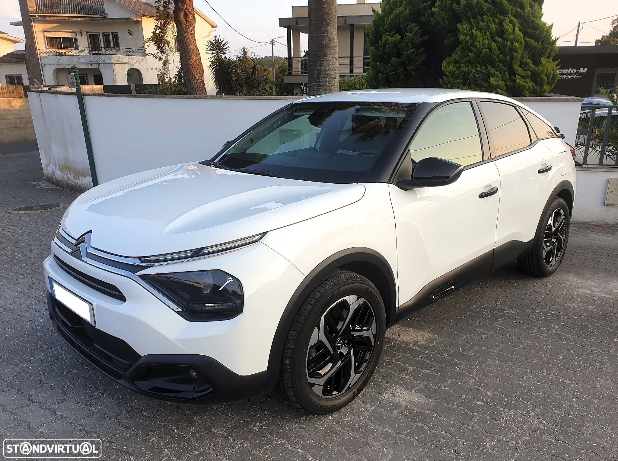 Citroën C4 BlueHDi 110 Stop&Start FEEL PACK - 1