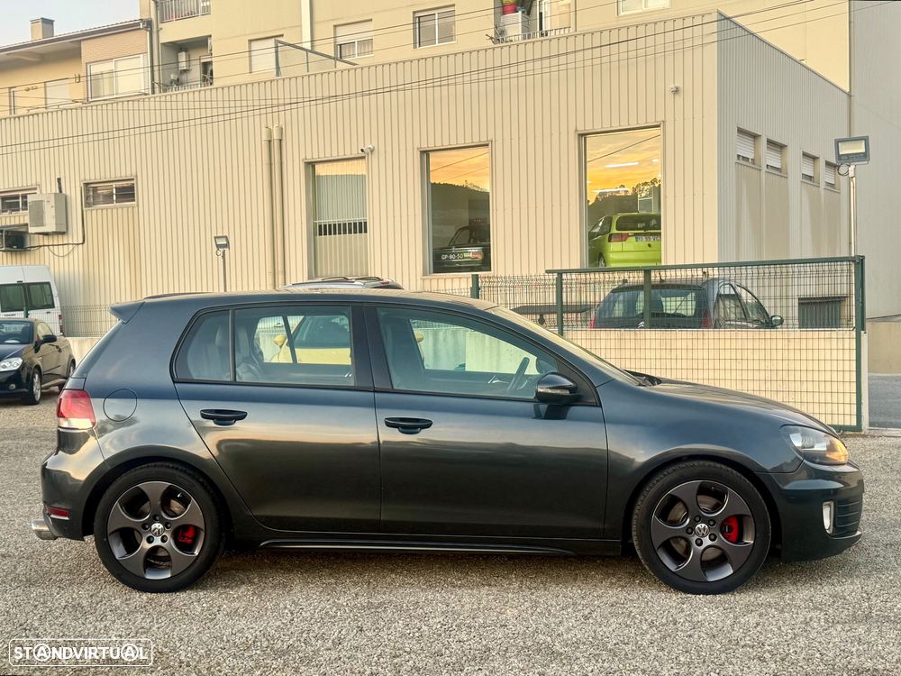 VW Golf 2.0 GTI - 6